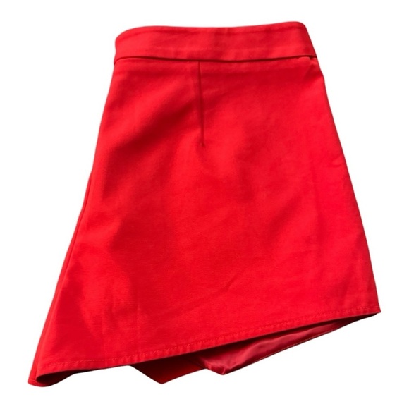 Express Asymmetrical Hem Skort - Picture 5 of 7